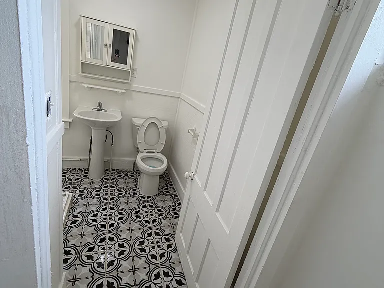 89 W Seneca St #1 — Photo 6