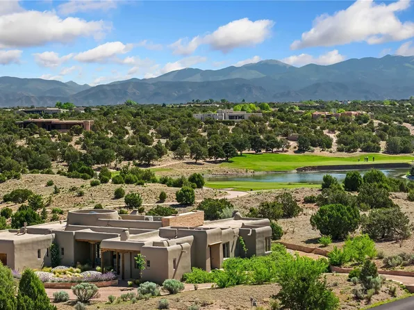 26 Amberwood Loop, Santa Fe, NM 87506