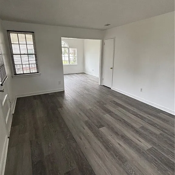 30 Pine Valley Rd — Photo 4