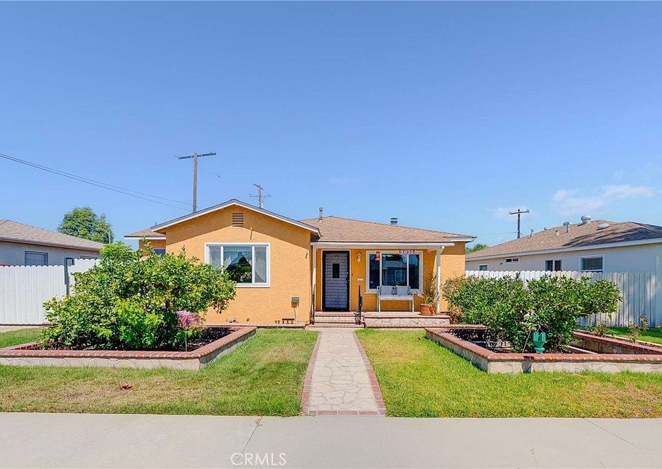 1st image of 5031 N Raton Cir