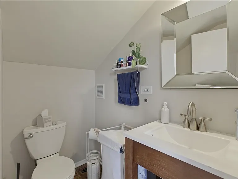 1038 N Marshfield Ave #3 — Photo 13