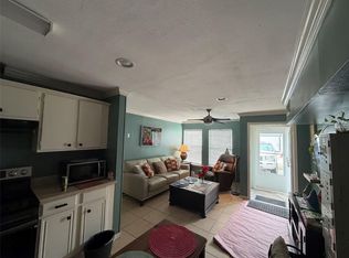 2808 Columbia St #A, Houston, TX 77008