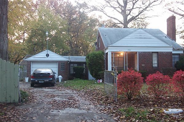 15901 BURGESS