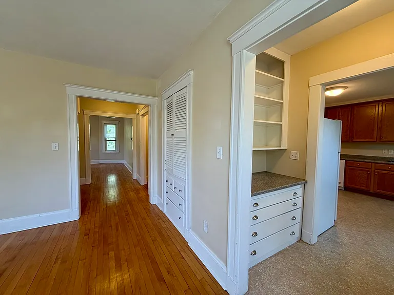 8 Silver Lake Ave #6 — Photo 10