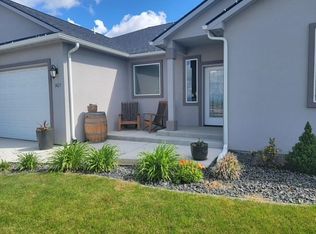 1425 Valhalla Loop, Selah, WA 98942