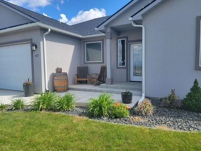 1425 Valhalla Loop, Selah, WA, 98942