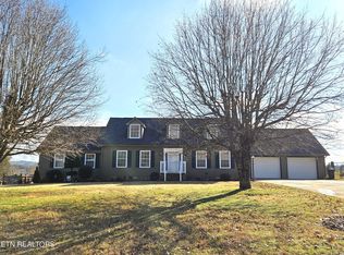 113 Thacker Dr, La Follette, TN 37766