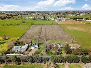 11651 E Benndorf Rd, Acampo, CA 95220