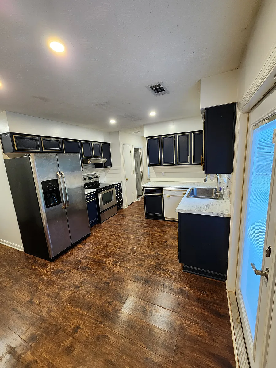 Building Photo - 1150 Overwood Ct