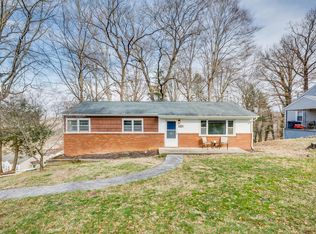 901 Beechwood Dr, Bristol, TN 37620