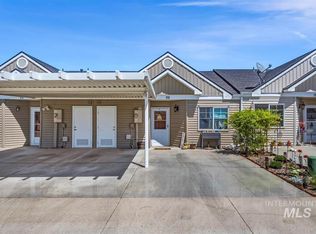 98 E Waterbury Ln, Meridian, ID 83646