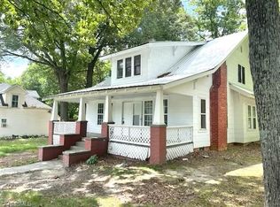 508 E Guilford St, Thomasville, NC 27360