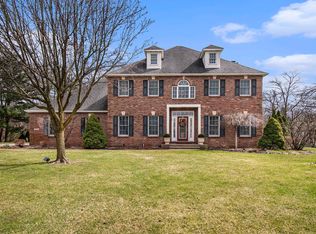 51758 Dartmore Dr, Granger, IN 46530