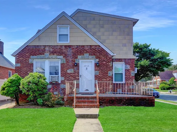 255-02 83rd Avenue, Floral Park, NY 11004