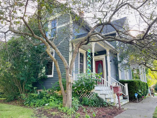 707 Haish Blvd, Dekalb, IL 60115