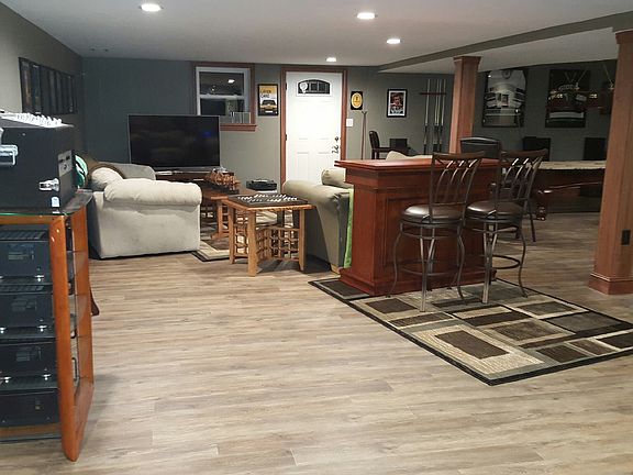 3rd image of 2654 Benedum Dr