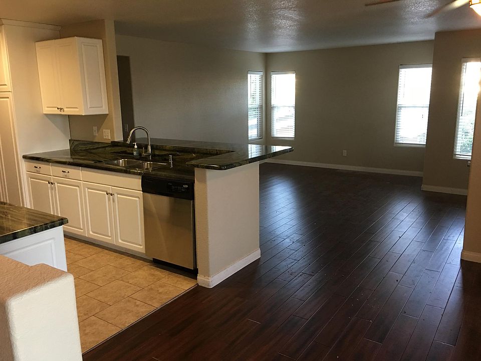 Dining Area- Reverse floor plan