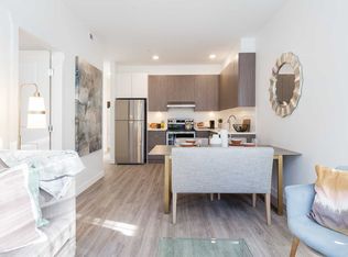 Fusion, Surrey, BC V3V 1Y8