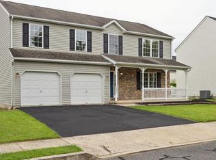 1749 Red Bud Rd, Quakertown, PA 18951