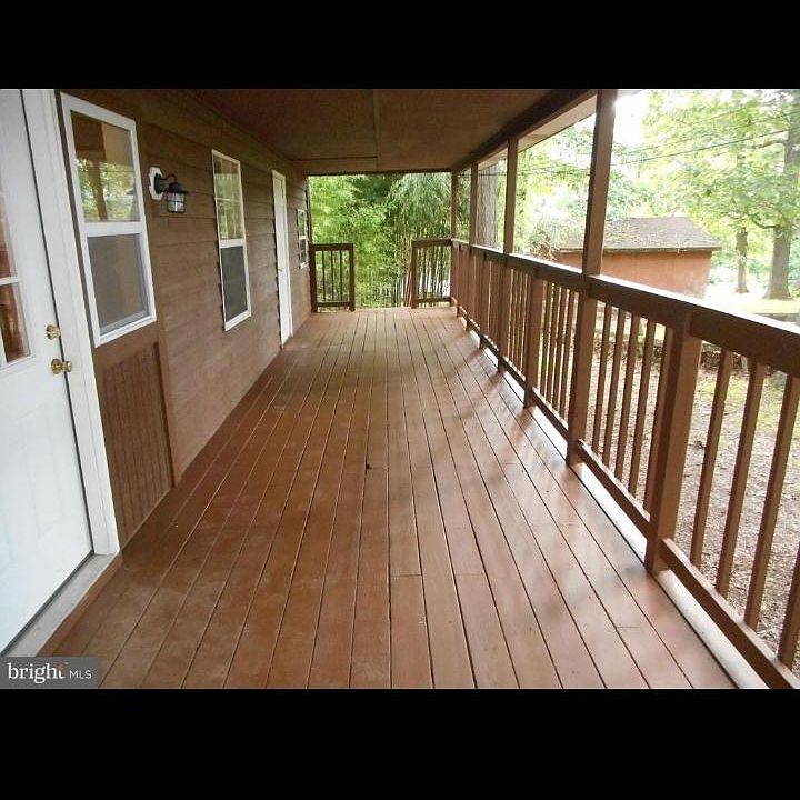 1st image of 112 Bluff Ln