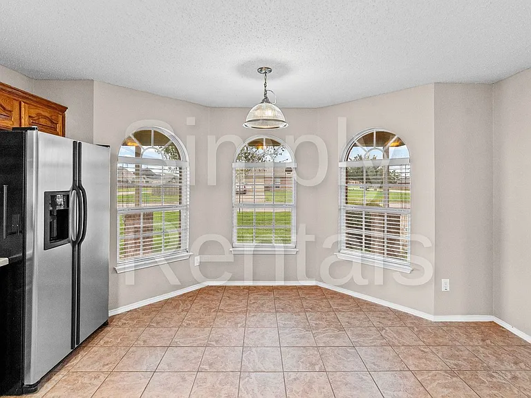 6915 Justin Ln — Photo 10