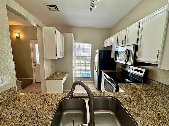 5th image of 1601 N Saba St Unit 253