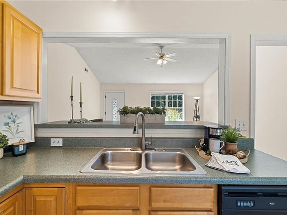 3rd image of 3803 Mulberry Ln