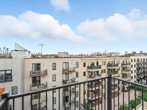 921 Madison Street image 17 of 22