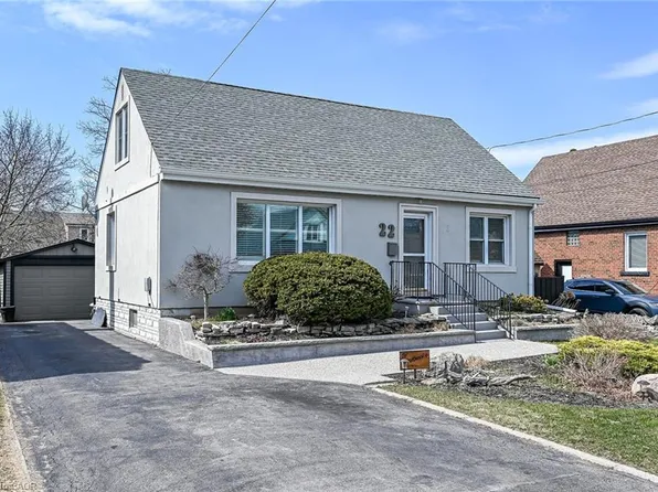 22 Marion Pl, Hamilton, ON L8G 1R7