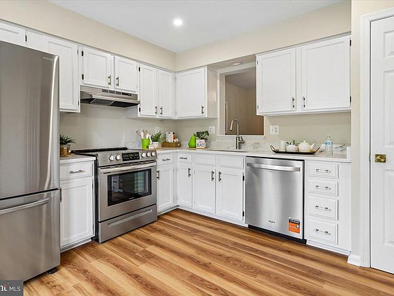 5th image of 11293 Kessler Pl