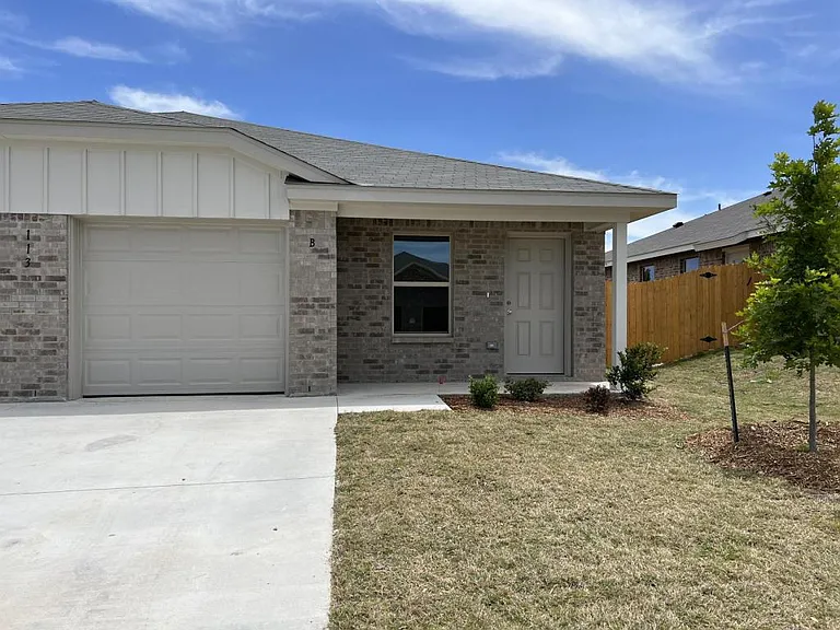 113 Wind Ridge Dr #B — Photo 2
