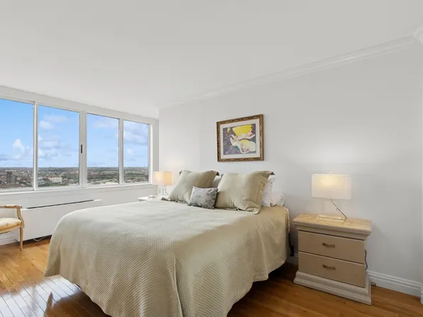 455 East 86th Street image 6 of 16