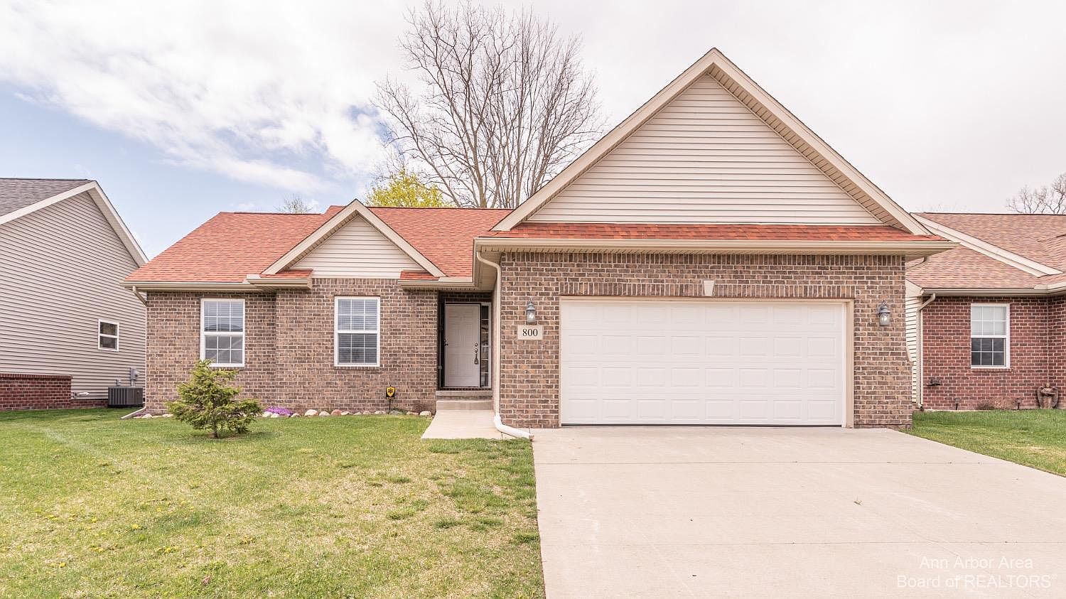 800 Sarah Ln, Milan, MI 48160 Zillow