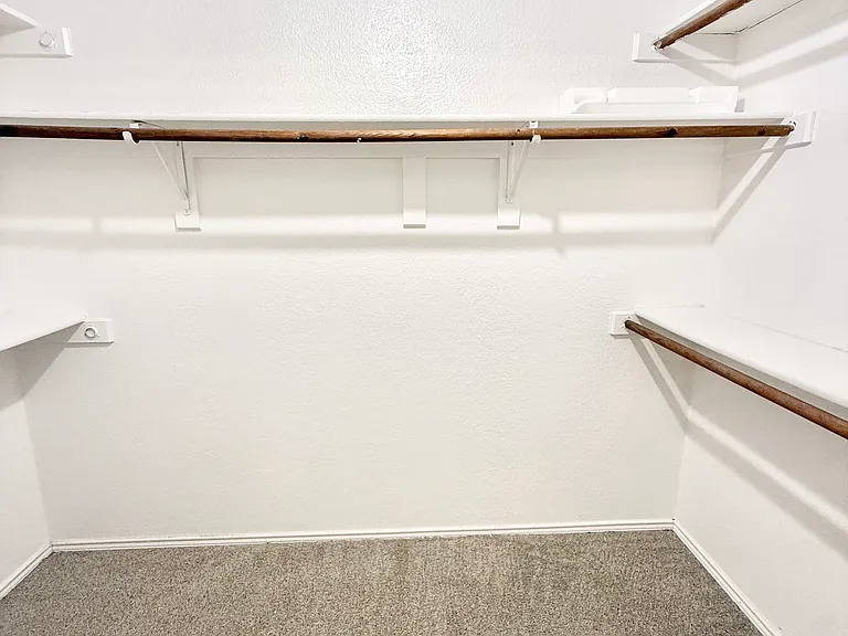 3902 Hudson Dr — Photo 14