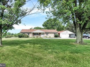 12607 Stamper Rd, Brogue, PA 17309