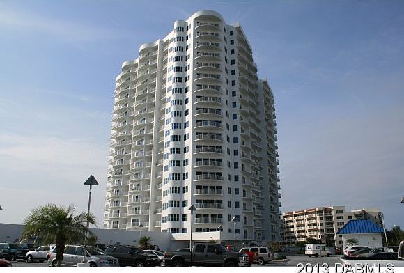 1st image of 2 Oceans Blvd #2100