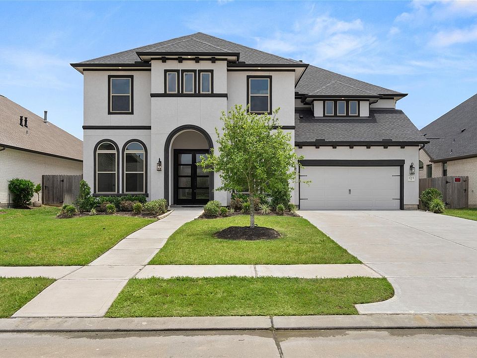 1st image of 32106 Pond Pine Ct