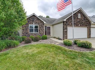 330 Highview Ln, Columbus, WI 53925