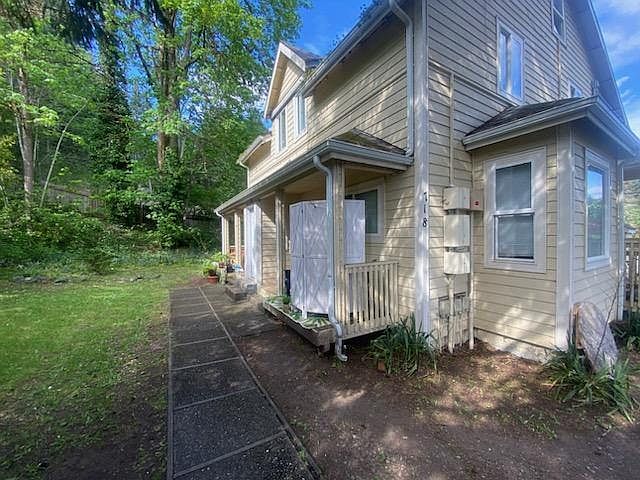1st image of 718 N 6th St APT 4