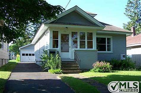 1st image of 233 W Gogebic St