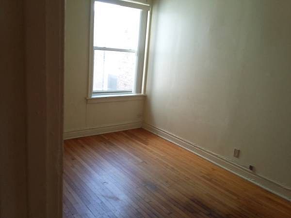 2nd image of 4430 W Congress Pkwy APT 3