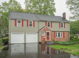 20 Fairview St, Simsbury, CT 06070