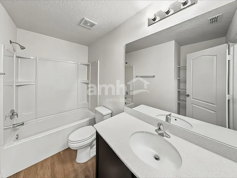 1122 Brenton Leaf Dr — Photo 12