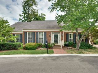 19 Redbud Dr, Nashville, TN 37215