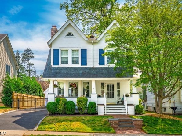 527 Coleman Pl, Westfield Town, NJ 07090