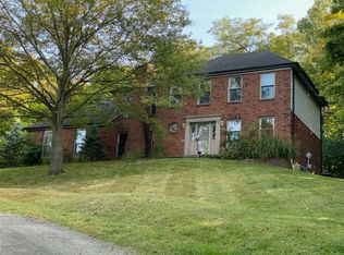 7608 Hidden Trace Dr, West Chester, OH 45069