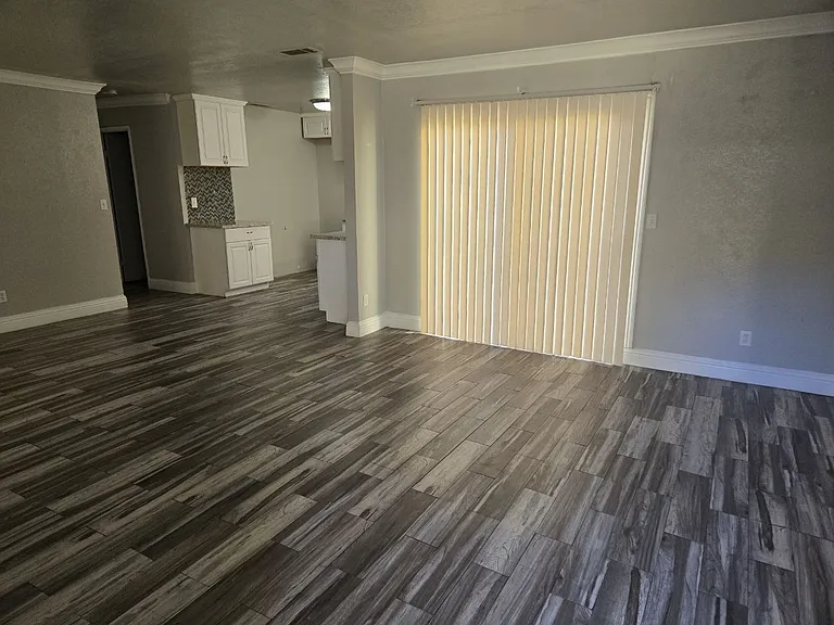7305 Village Green Dr — Photo 14