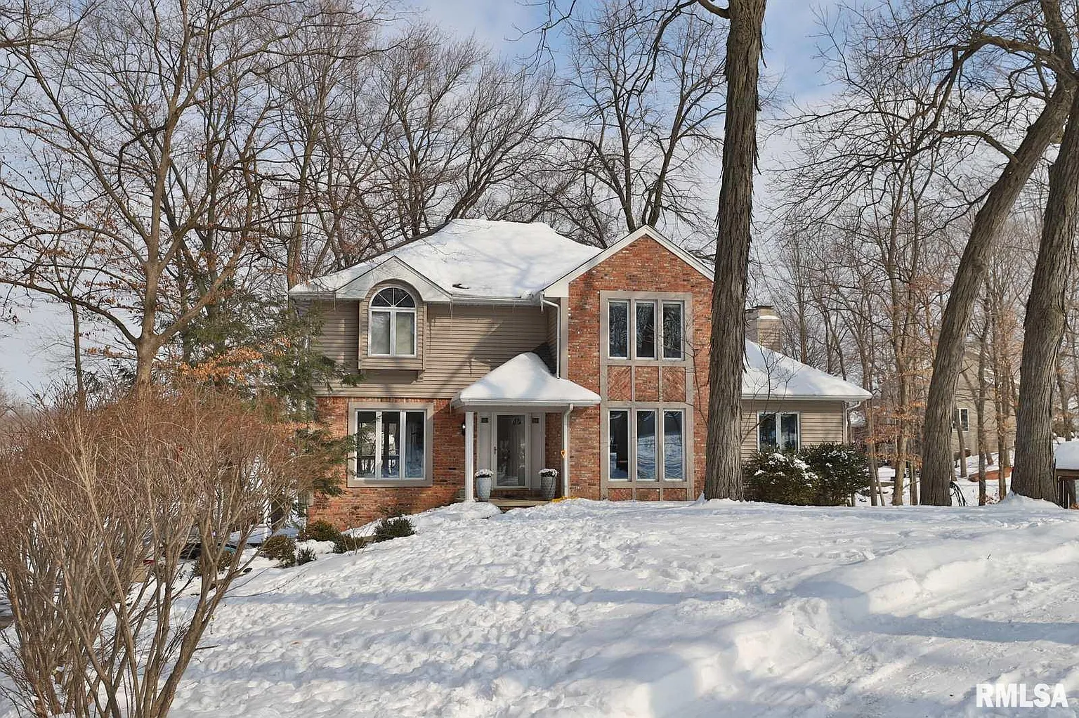 699 Bayside Dr photo 1