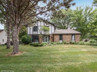 4401 75th St, Urbandale, IA 50322