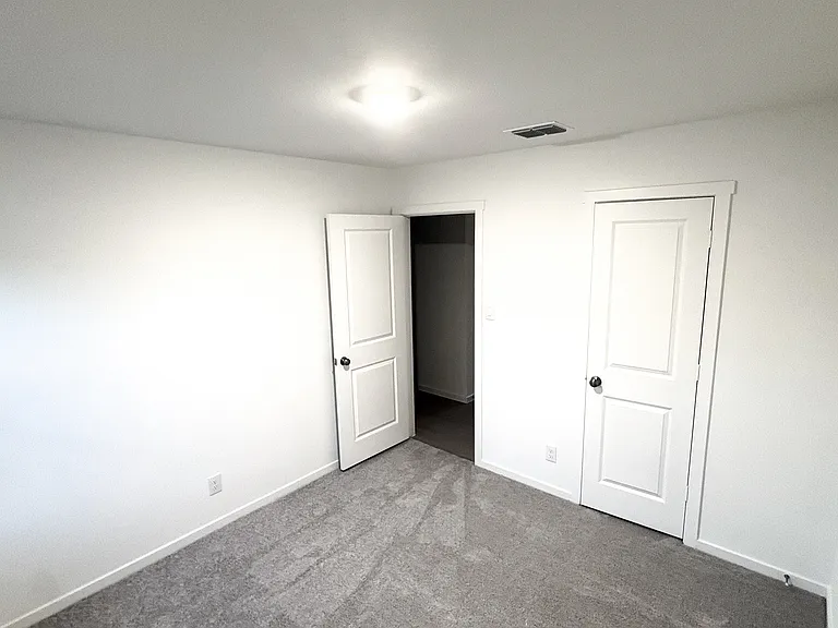 1413 Merlin Bluff St — Photo 14